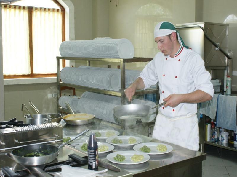 Europa Grand Resort Vlore Bagian luar foto