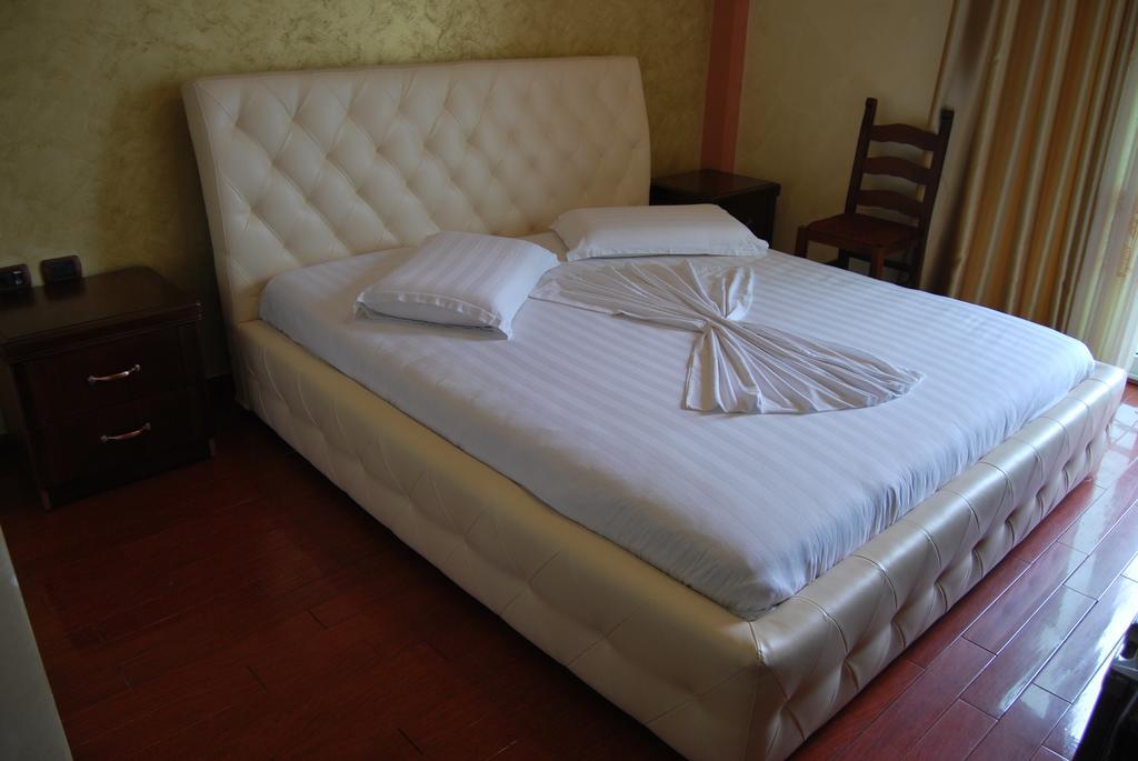 Europa Grand Resort Vlore Bagian luar foto