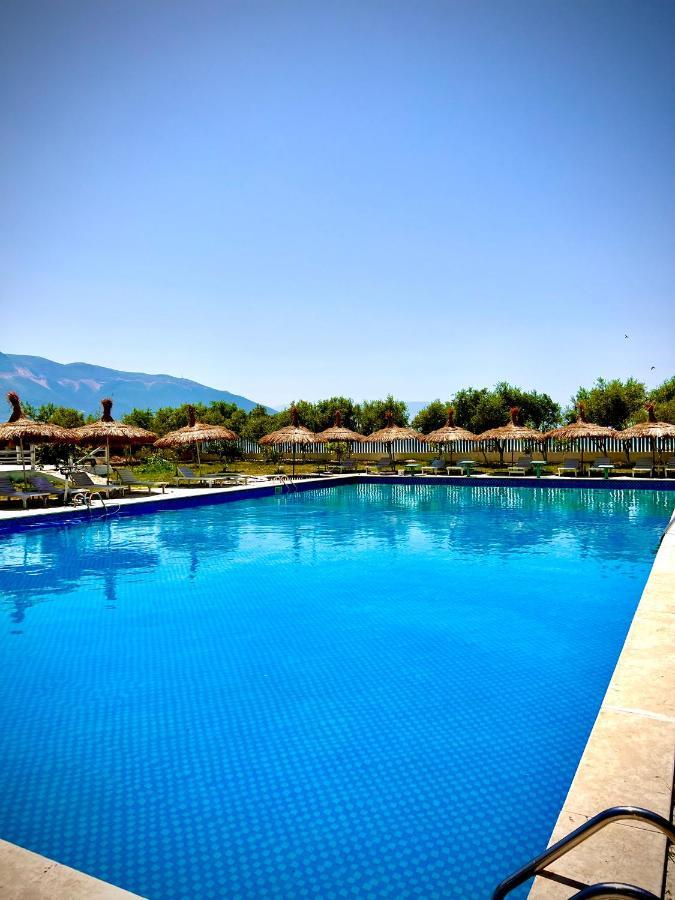 Europa Grand Resort Vlore Bagian luar foto