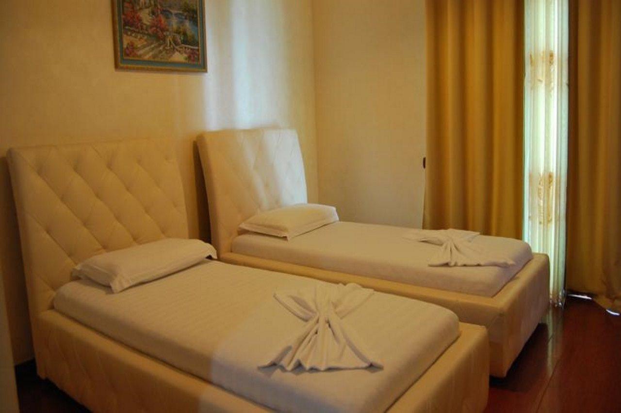 Europa Grand Resort Vlore Bagian luar foto
