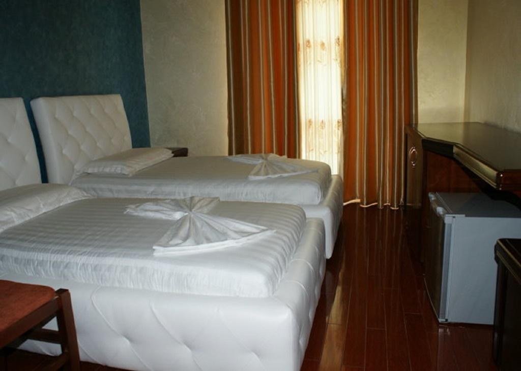 Europa Grand Resort Vlore Bagian luar foto