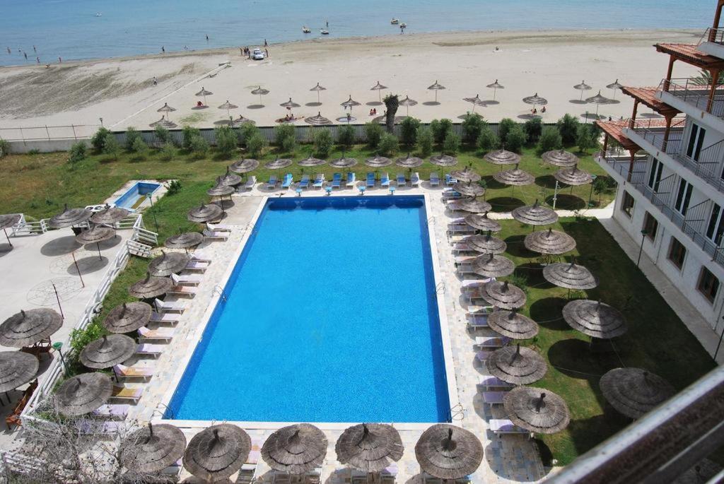 Europa Grand Resort Vlore Bagian luar foto